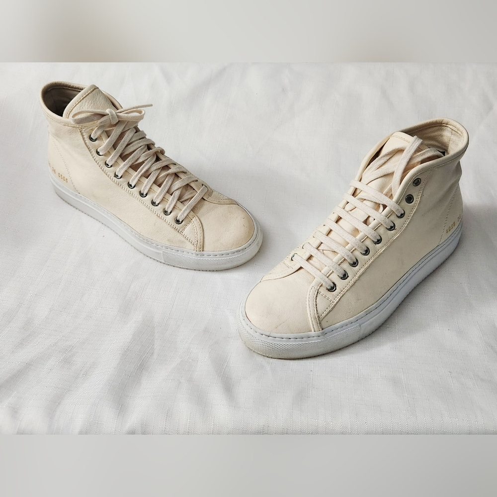 Common Projects Women's Tournament Off White High Top Sneakers 4026 size 36 7 US